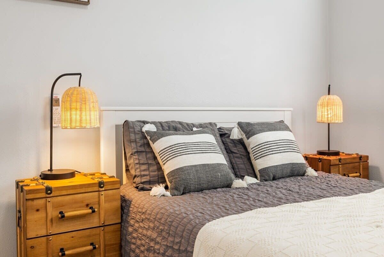 Interior 5, @marbella Lane - Serenity Escape Haven 2BR, San Bernardino