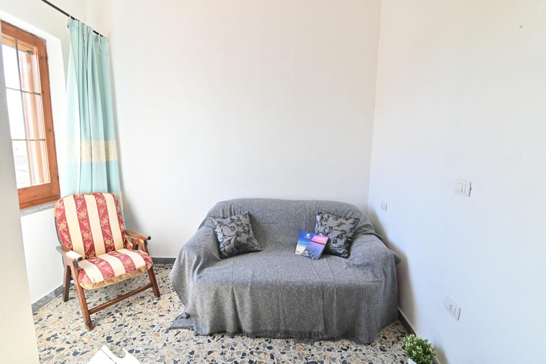 Others 3, IzzHome Central, Cagliari