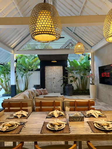 Food & Drinks 5, Villa Zebra, Badung