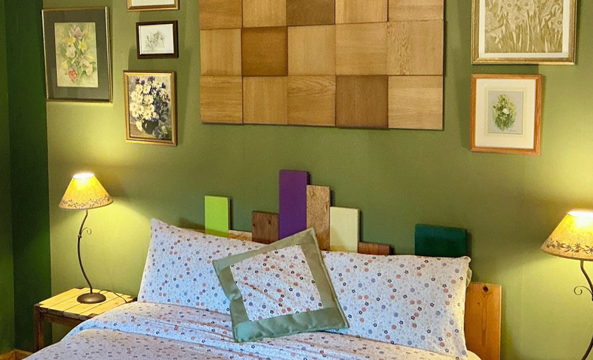 Room 4, The Village, Puy-de-Dôme