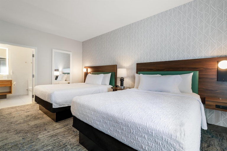 Bedroom 3, Home2 Suites by Hilton Dallas Addison, Dallas
