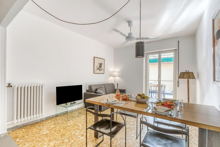 Dining 3, Penthouse Vista Mare E Monti Centro Sanremo, Imperia