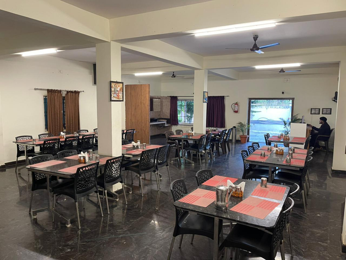Food & Drinks 2, MSLotusResortsInn, Namakkal