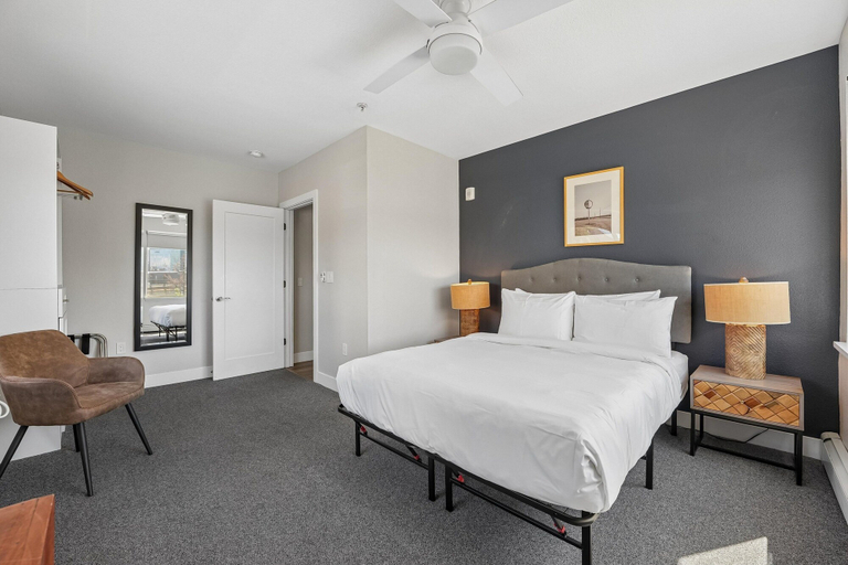 Room 5, Kasa LoHi Denver, Denver