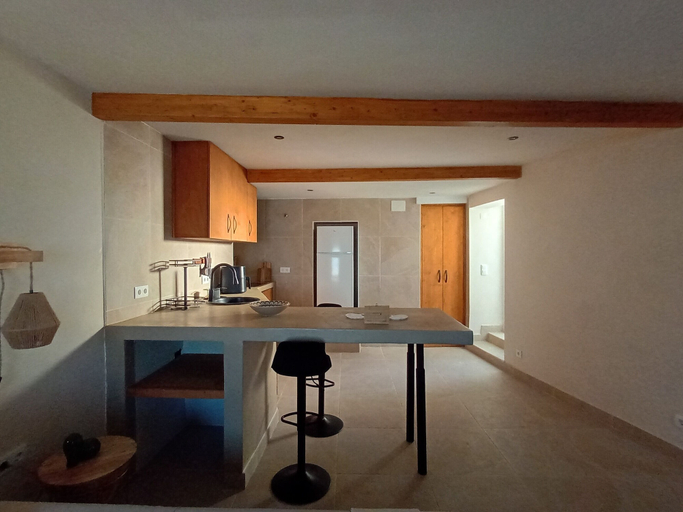 Private kitchen 3, Murfacem, Almada