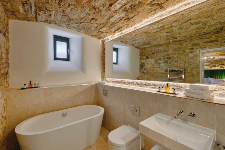 Bathroom 4, Bodmin Jail Hotel, Cornwall