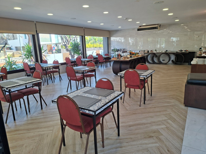 Food & Drinks 5, Hotel 153, Barcelona