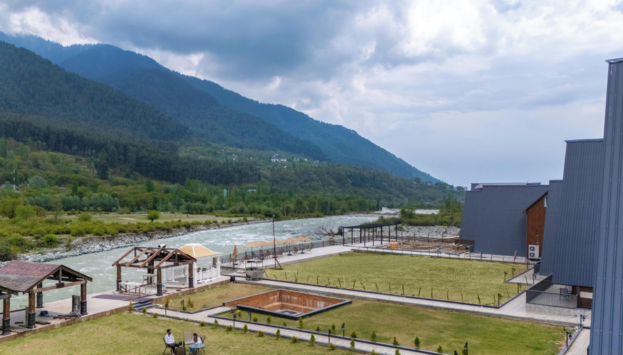 Property grounds, Sentosa Cove-River Front Luxury Resort, Anantnag