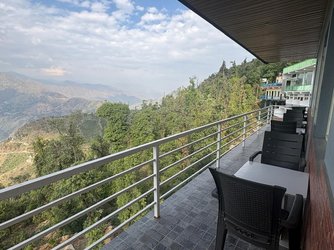 Property grounds, Grand vista retreit, Dehradun