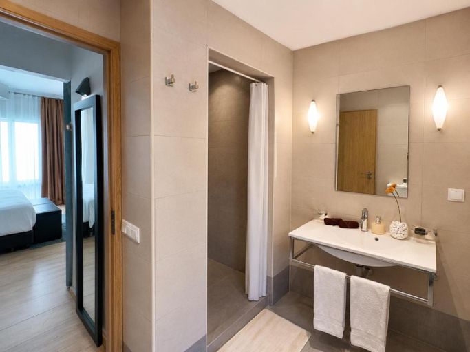 Bathroom 4, CASA DO LAGO, Infinity Pool, Mountains & Sea view, Faro