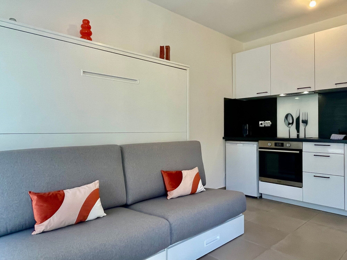 Room 5, Charming Studio With Parking Near Monaco, Alpes-Maritimes