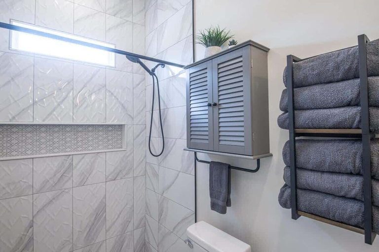 Bathroom 3, Retreat at Gaston Point, Harrison