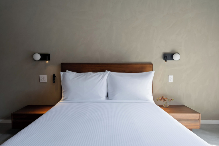 Room 2, The Pomerantz Hotel by Sosuite, Philadelphia
