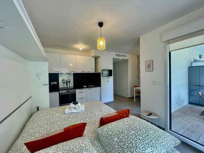 Room 3, Charming Studio With Parking Near Monaco, Alpes-Maritimes