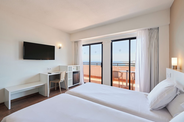 Bedroom 3, Alua Calas de Mallorca Resort, Baleares