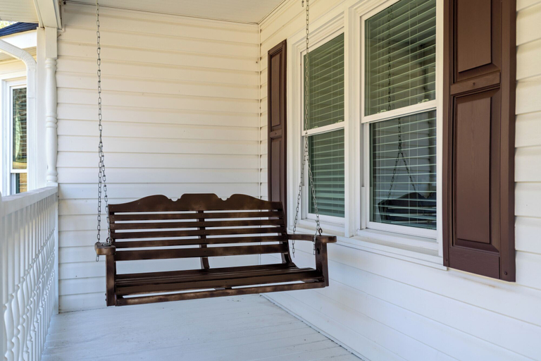 Interior 3, Decked Out Getaway Pine MTN Trail, Pet Friendly, Bartow