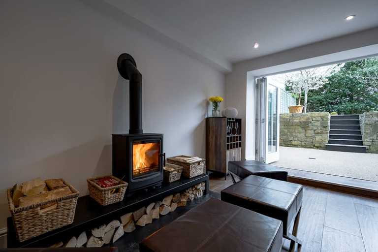Room 5, Stunning Bath Home Sleeps 12 Ideal for Hen Stags, Bath and North East Somerset