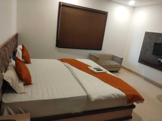 Room 5, The Grand Courtyard Maan, Indore