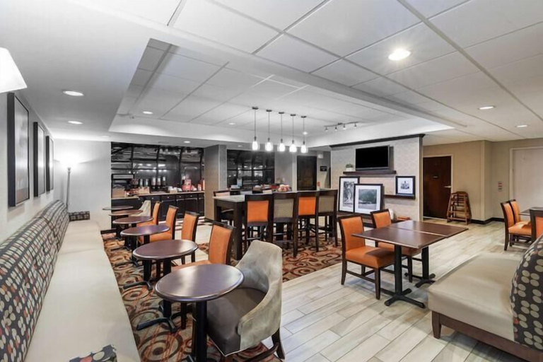 Food & Drinks 5, Aiken Midtown Hotel, Aiken