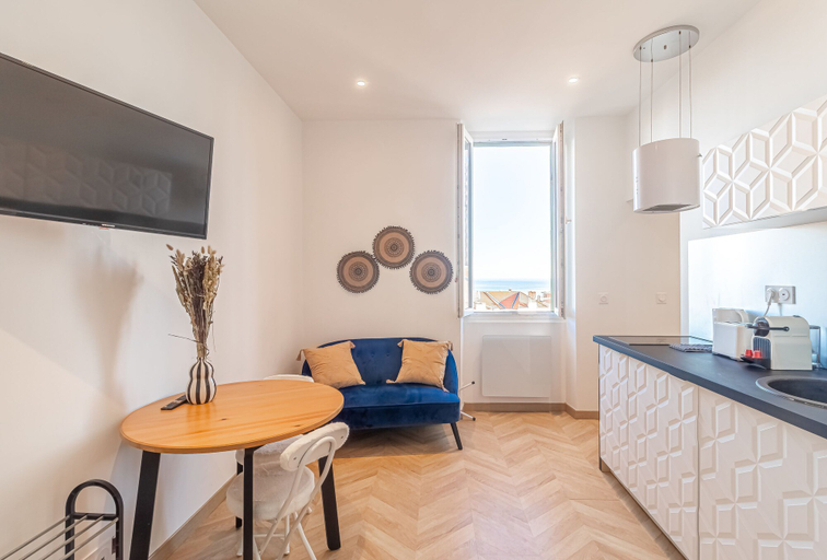 Room 4, T2 Town Center Casino, Alpes-Maritimes