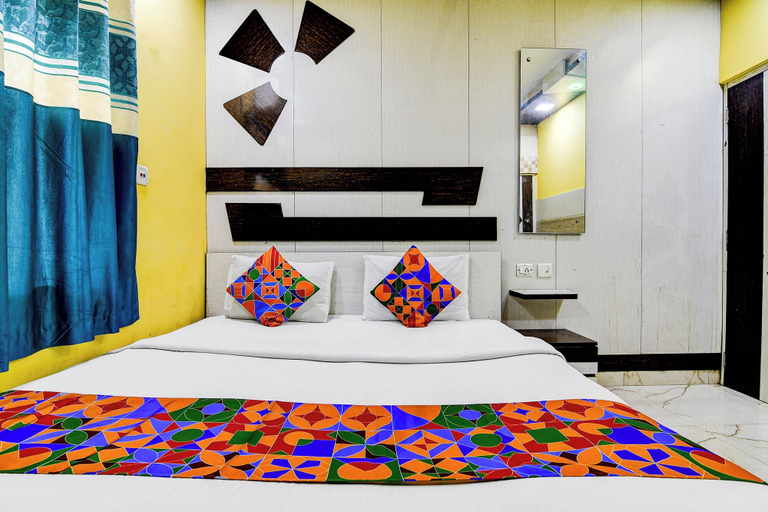 Room 5, Via Trivedi Tower, Kolkata