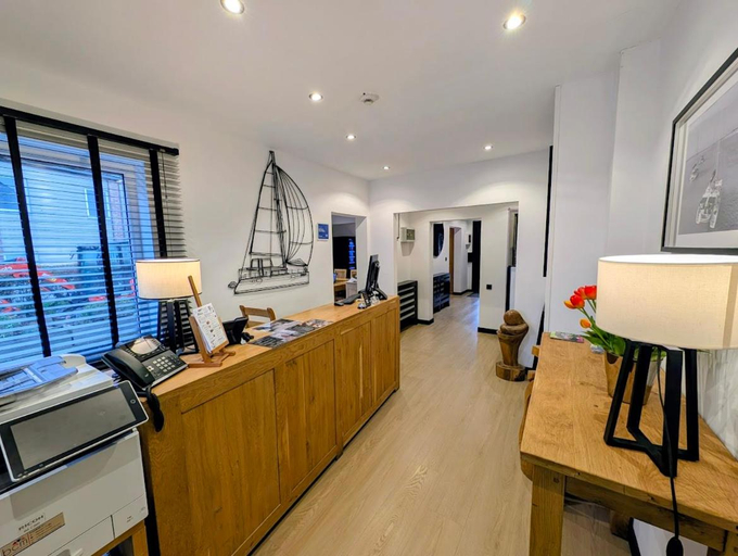 Public Area 2, Hotel B&R Piano 2 - Louvain-la-Neuve - Mont Saint Guibert, Brabant Wallon