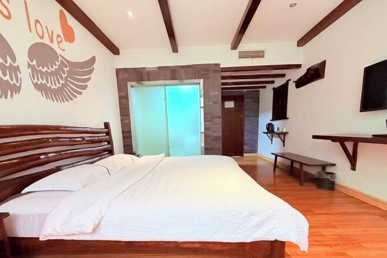 Room 3, Shengshi Fengqing Boutique Inn, Zhangjiajie