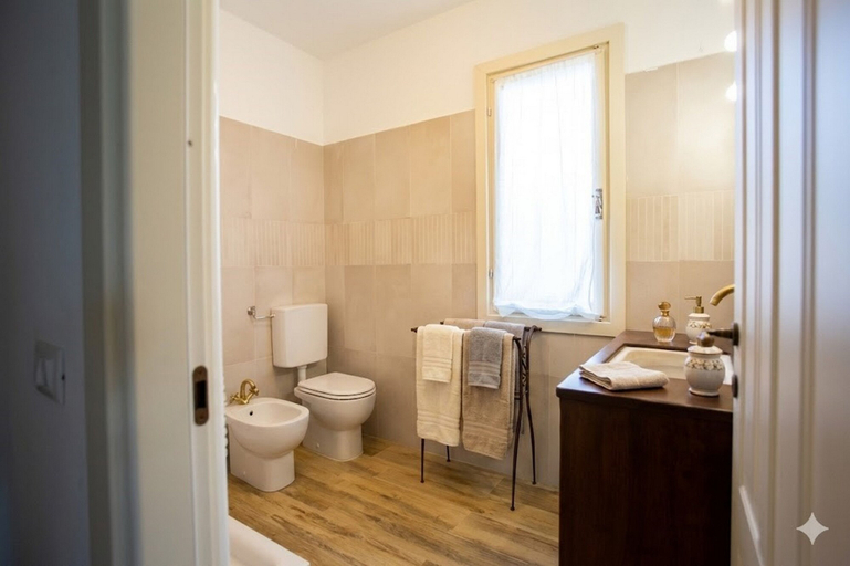 Bathroom 4, Casa Nord Silvano - rustico di paese, Imperia
