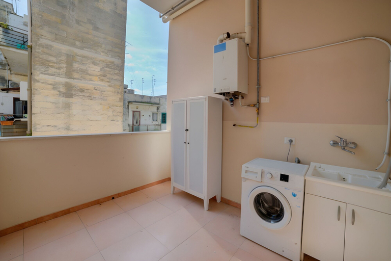 Bathroom 4, Archi Home - Flat With Balcony in Central Lecce, Lecce