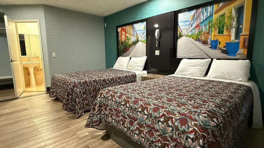 Room 3, Midway Motel, Suffolk