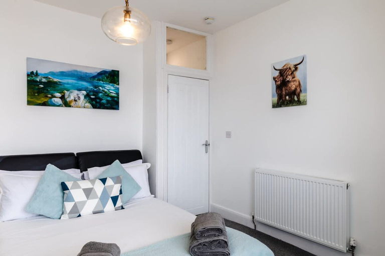 Room 3, 1-min Walk to High St 3-min to Mumbles Beach, Swansea