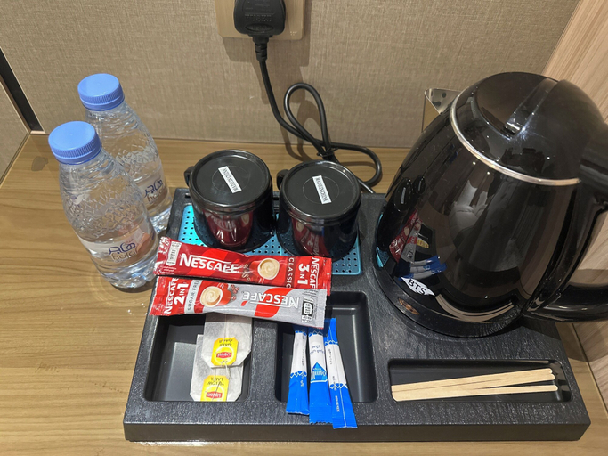 Coffee and/or coffee maker 2, Hotel Alshahba Alazizia, Makkah