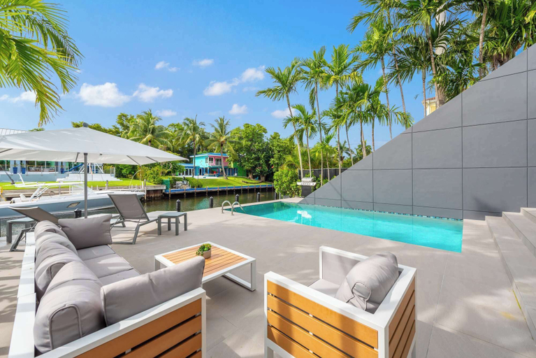 Interior 3, Villa Haven by Rove 4BR Waterfront W/pool & Gym, Miami-Dade