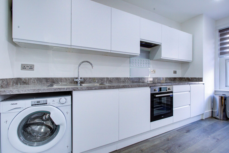 Private kitchen 2, Hybrid Resi Wandsworth, London