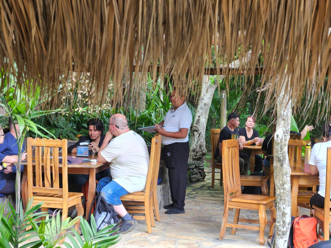 Food & Drinks 5, San Simian Lodge, Catarina