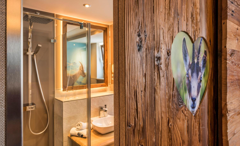 Bathroom 3, Hotel Schafflerwirt, München