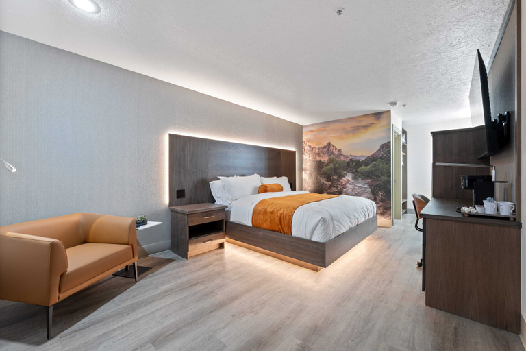 Room 3, Zion Promenade Hotel, Washington