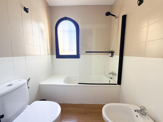 Bathroom 4, Meloneras by the sea by CanaryScape, Las Palmas