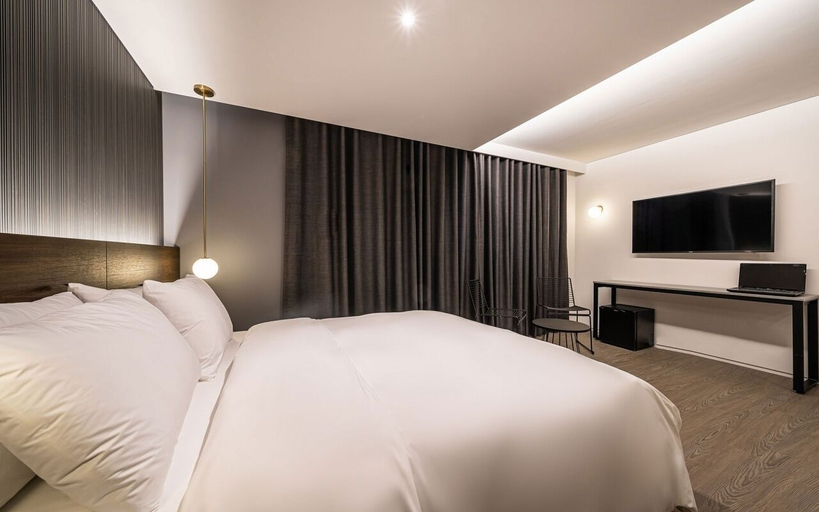 Bedroom 3, H hotel, Geum-cheon