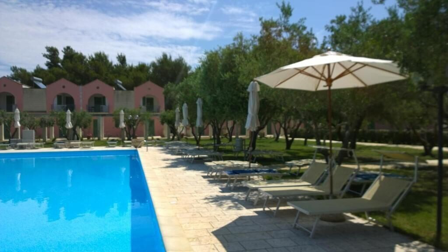 Pool 4, BORGO PRIMIZIA, Lecce