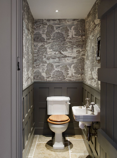 Bathroom 2, Grey's Court Cottages, Gloucestershire