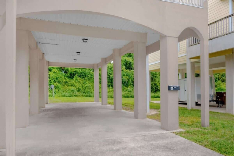 View from room 2, Cozy 2 Bed/1.5 Bath Duplex Just Blocks From Downtown Biloxi!, Harrison