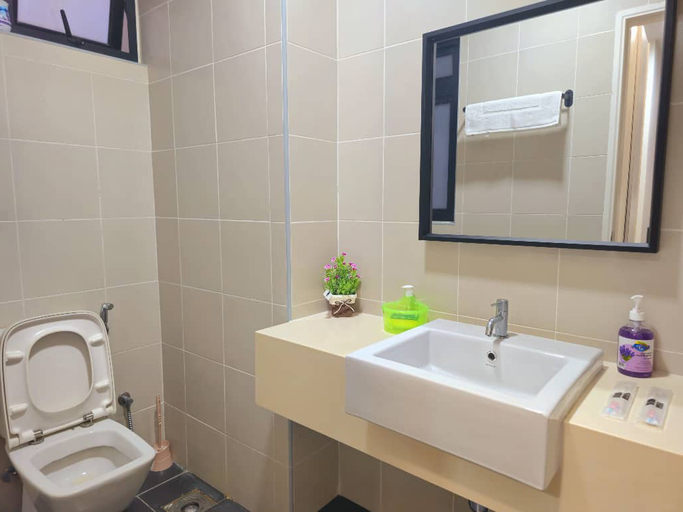 Bathroom 5, Pangsapuri Medini & Meridian I Iskandar Puteri Near Legoland I Cozy, Johor Bahru