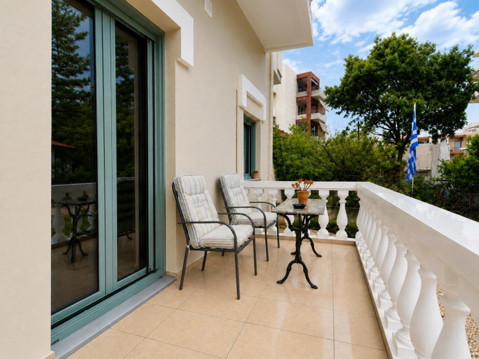 Others 3, Rodon Manor, Crete