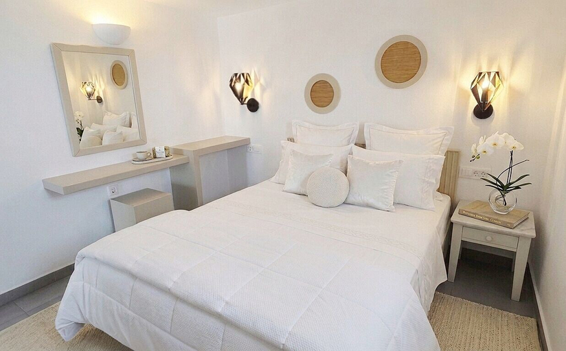 Bedroom 4, Martynou View, South Aegean