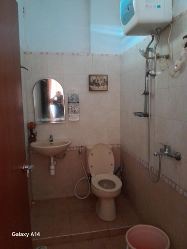 Bathroom 3, Villa Dinar Tulip VIB, Bandung