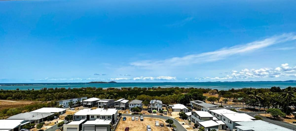 Others 3, WhitsunStays - The Regal (2br/2bth, Central), Mackay - Pt A