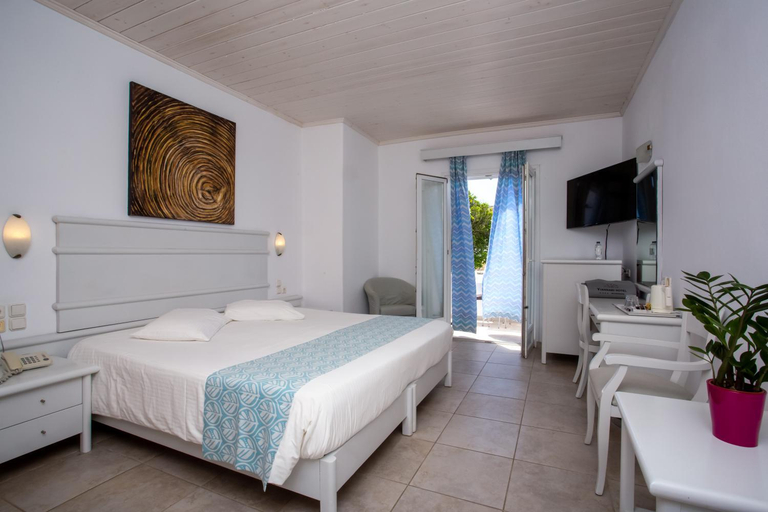 Bedroom 3, Yiannaki, South Aegean