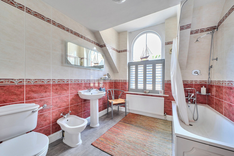 Bathroom, Newly Refurbished 2nd Floor Apartment Lil Nauti, Cornwall