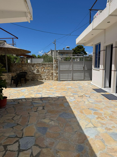 Others 3, Guest House Kloen, Vlorës